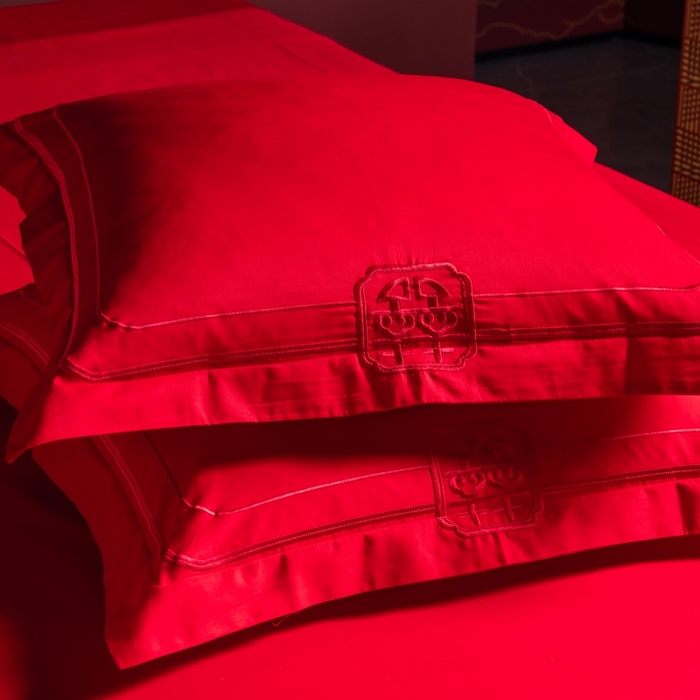 91家纺网 家纺一手货源 找家纺 慕她家纺 2026年全棉纯棉婚庆四件套大红色刺绣结床上用品 爱情盛典