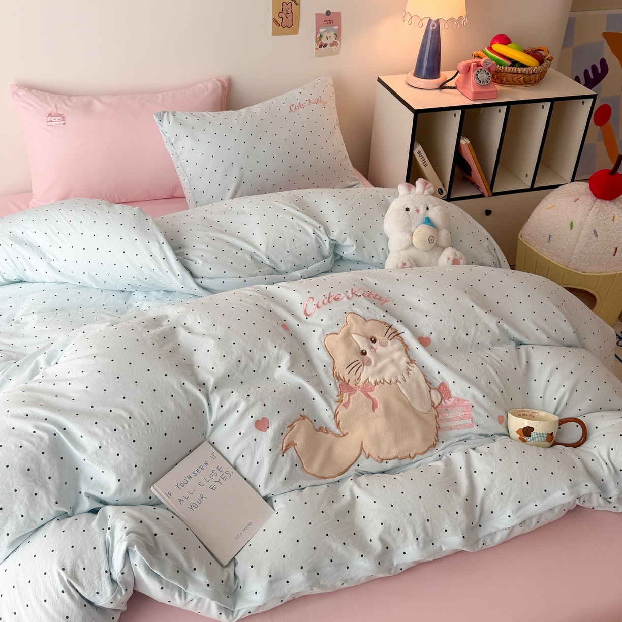 91家纺网 家纺一手货源 找家纺 吾欢心 2026春夏新款水洗棉床盖款四件套夏被四件套 蛋糕猫酱