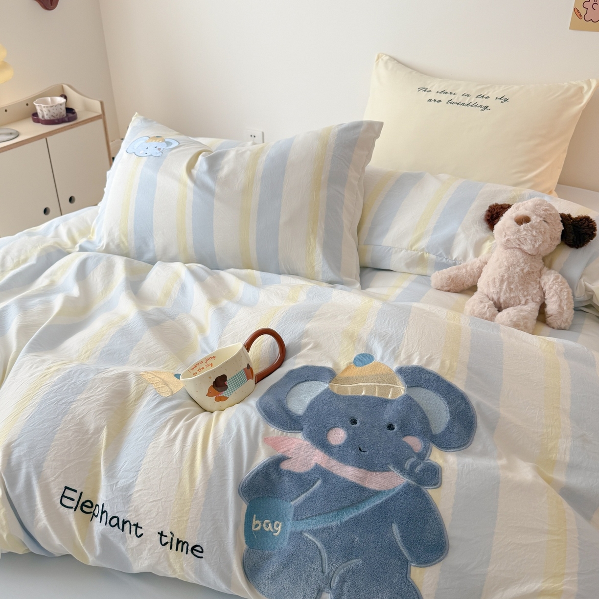 91家纺网 家纺一手货源 找家纺 吾欢心 2026春夏新款水洗棉床盖款四件套夏被四件套 萌萌小象