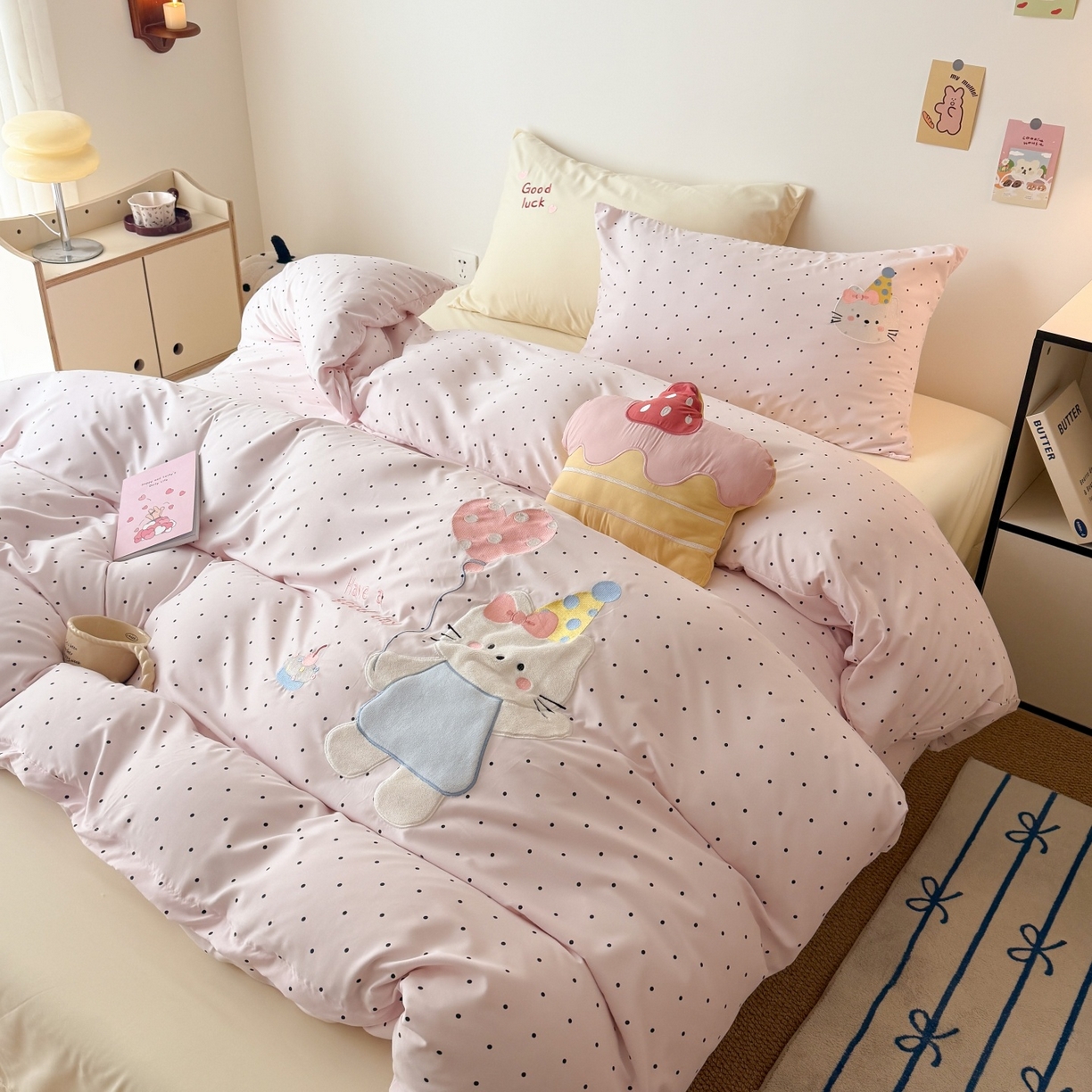 91家纺网 家纺一手货源 找家纺 吾欢心 2026春夏新款水洗棉床盖款四件套夏被四件套 气球猫咪