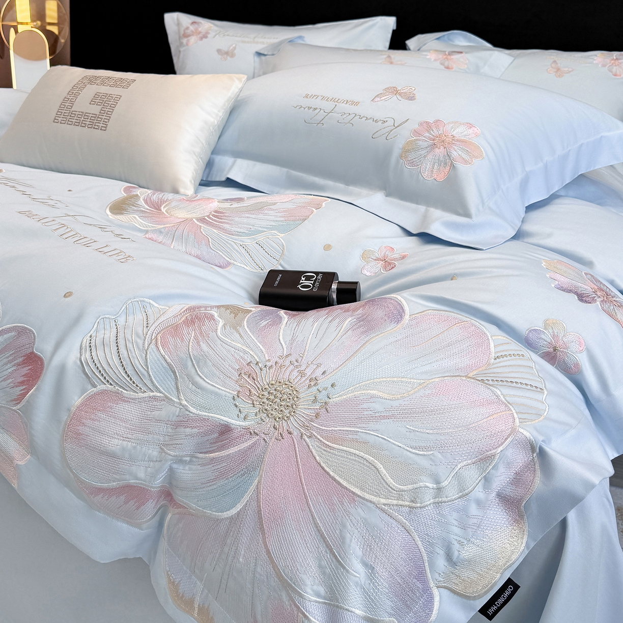 91家纺网 家纺一手货源 找家纺 家居1号家纺 2026新款50双股挚爱新疆长绒棉四件套 挚爱-晴蓝