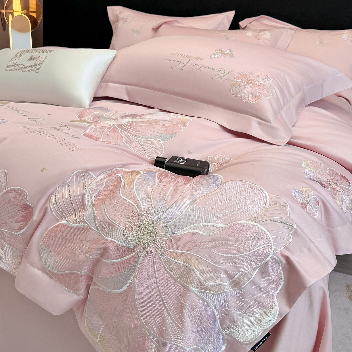 91家纺网 家纺一手货源 找家纺 家居1号家纺 2026新款50双股挚爱新疆长绒棉四件套 挚爱-桃花粉