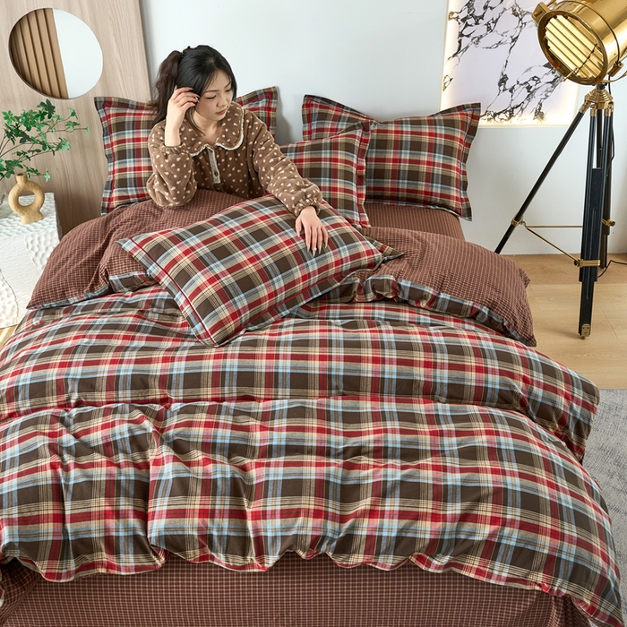 91家纺网 家纺一手货源 找家纺 三沁家居 2025新款格子色织全棉水洗棉四件套直播爆款量大价优 圣诞红