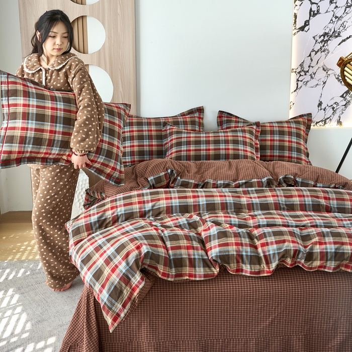 91家纺网 家纺一手货源 找家纺 三沁家居 2025新款格子色织全棉水洗棉四件套直播爆款量大价优 圣诞红