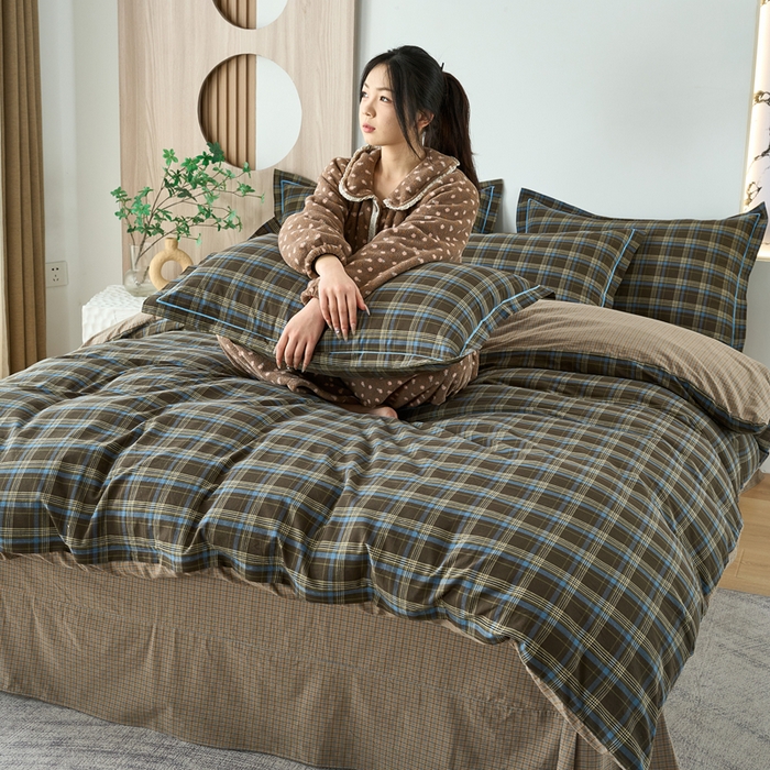 91家纺网 家纺一手货源 找家纺 三沁家居 2025新款格子色织全棉水洗棉四件套直播爆款量大价优 圣诞蓝