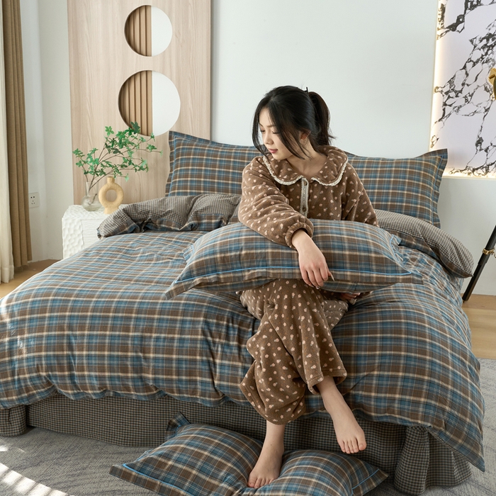 91家纺网 家纺一手货源 找家纺 三沁家居 2025新款格子色织全棉水洗棉四件套直播爆款量大价优 苏格兰蓝