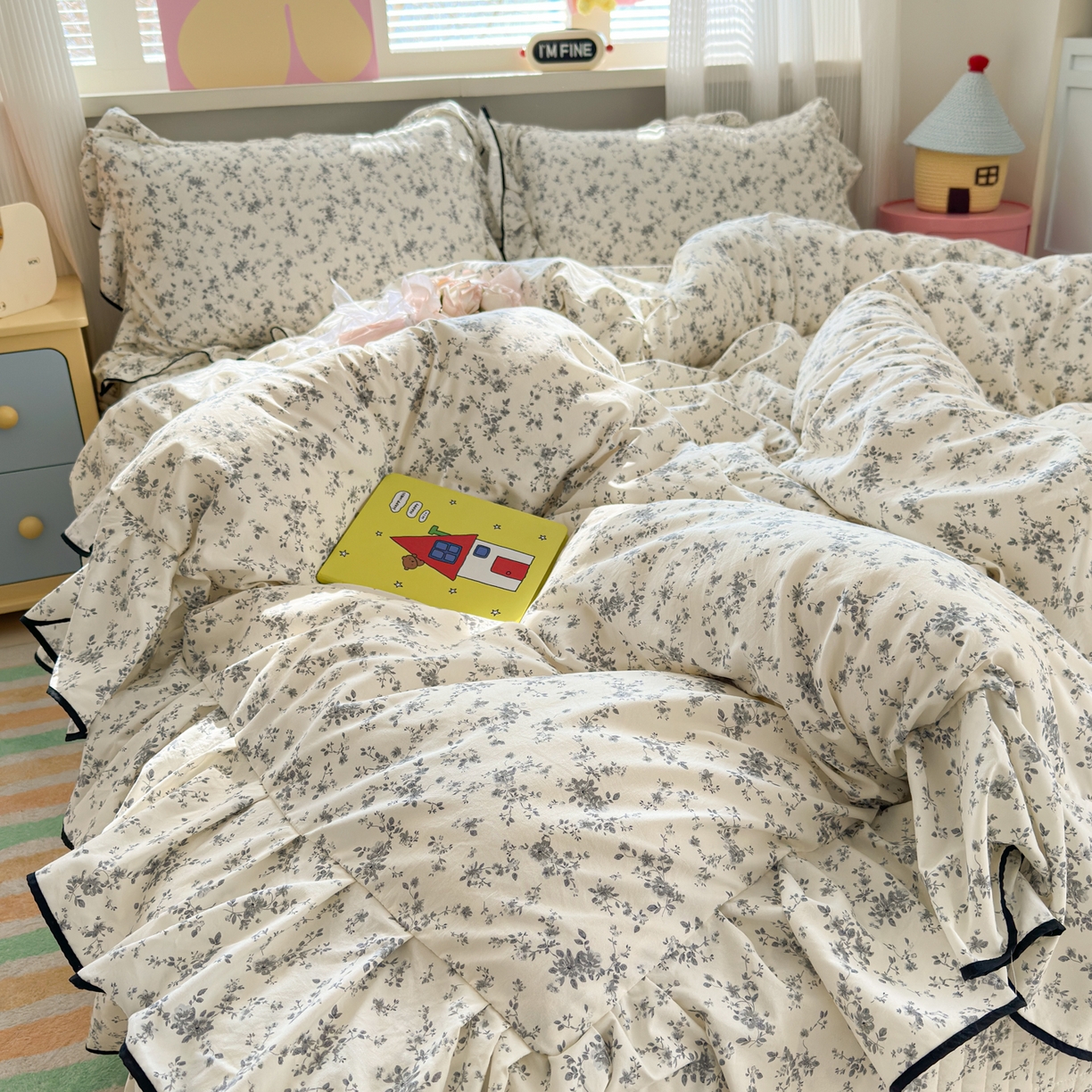 91家纺网 家纺一手货源 找家纺 德比尔斯 2026新款A类仿棉四件套古法水洗棉法式工艺花边床盖仿棉四件套 花枝棠