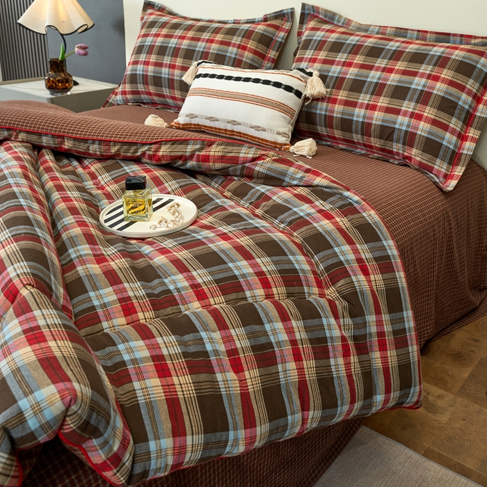 91家纺网 家纺一手货源 找家纺 三沁家居 2025新款全棉色织水洗棉大豆被冬被被子被芯 圣诞红