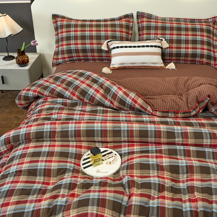 91家纺网 家纺一手货源 找家纺 三沁家居 2025新款全棉色织水洗棉大豆被冬被被子被芯 圣诞红