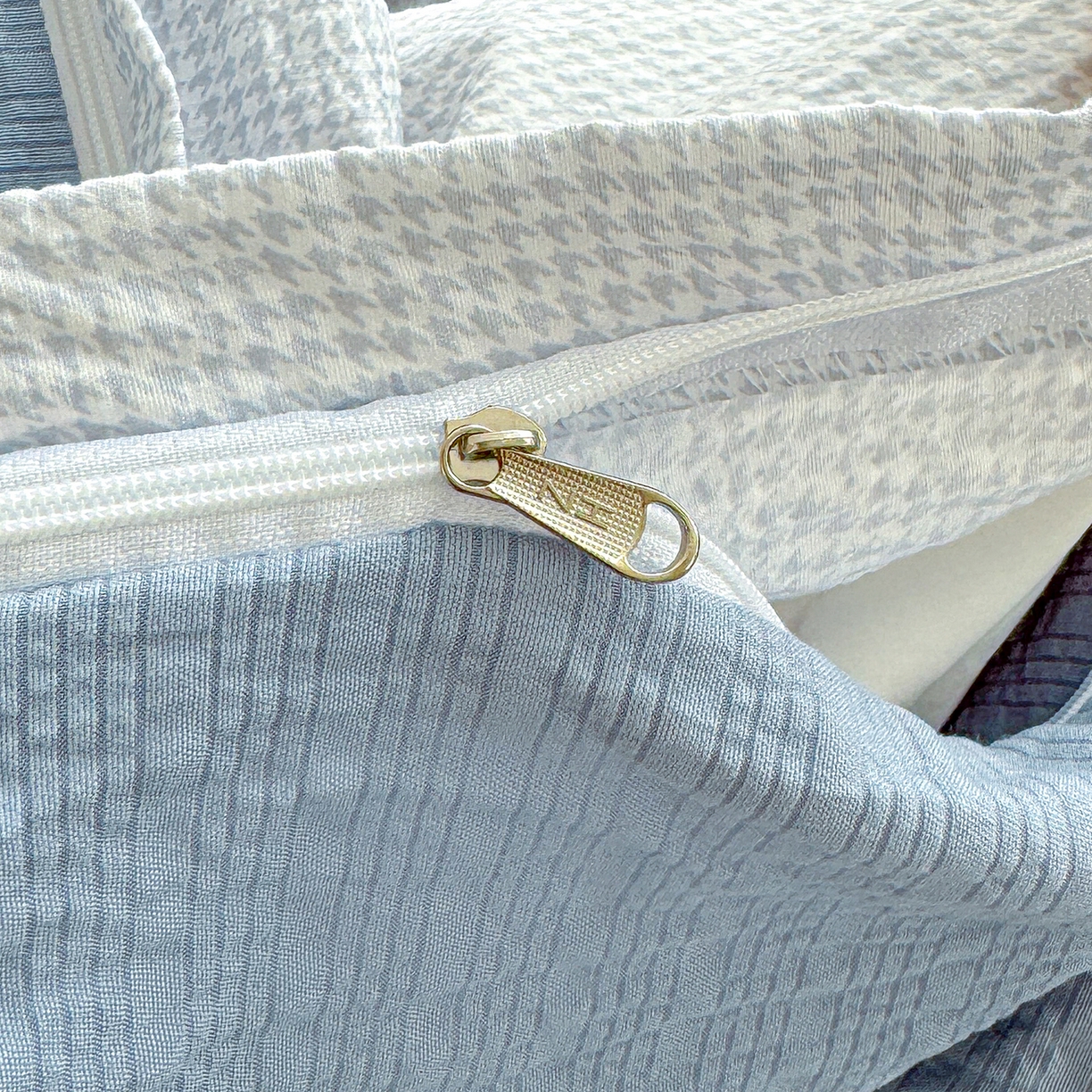 91家纺网 家纺一手货源 找家纺 铺尚美家纺 2026春夏新品高克重A类泡芙纱泡泡皱皱纱四件套 禾里