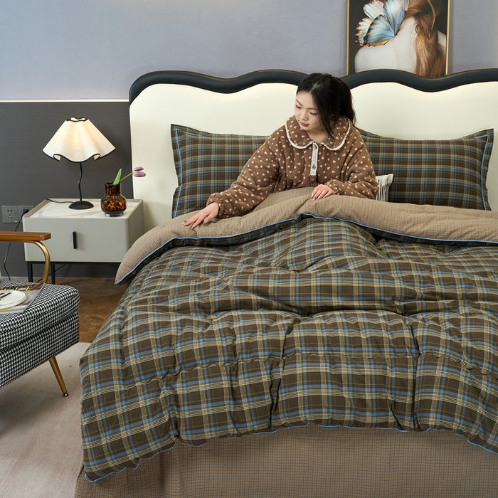 91家纺网 家纺一手货源 找家纺 三沁家居 2025新款全棉色织水洗棉大豆被冬被被子被芯 圣诞蓝