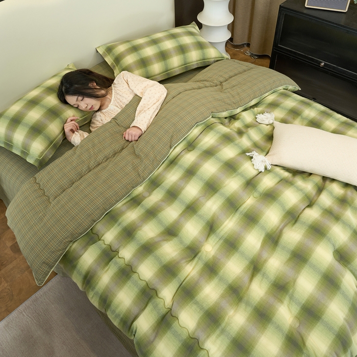 91家纺网 家纺一手货源 找家纺 三沁家居 2025新款全棉色织水洗棉大豆被冬被被子被芯 炫彩绿