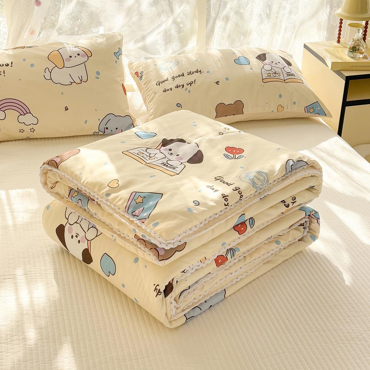 91家纺网 家纺一手货源 找家纺 恒畅 2026新款水洗小花边印花亲肤夏被夏凉被 动物学校