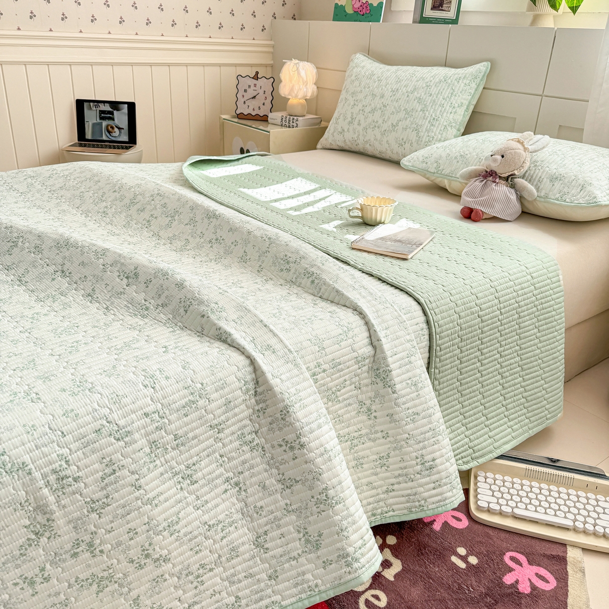 91家纺网 家纺一手货源 找家纺 （总）康纳利 2026新款全棉床盖学生夹棉薄款床盖床垫三件套四季通用