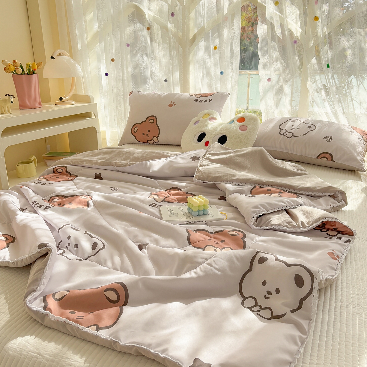 91家纺网 家纺一手货源 找家纺 恒畅 2026新款水洗小花边印花亲肤夏被夏凉被 可爱熊