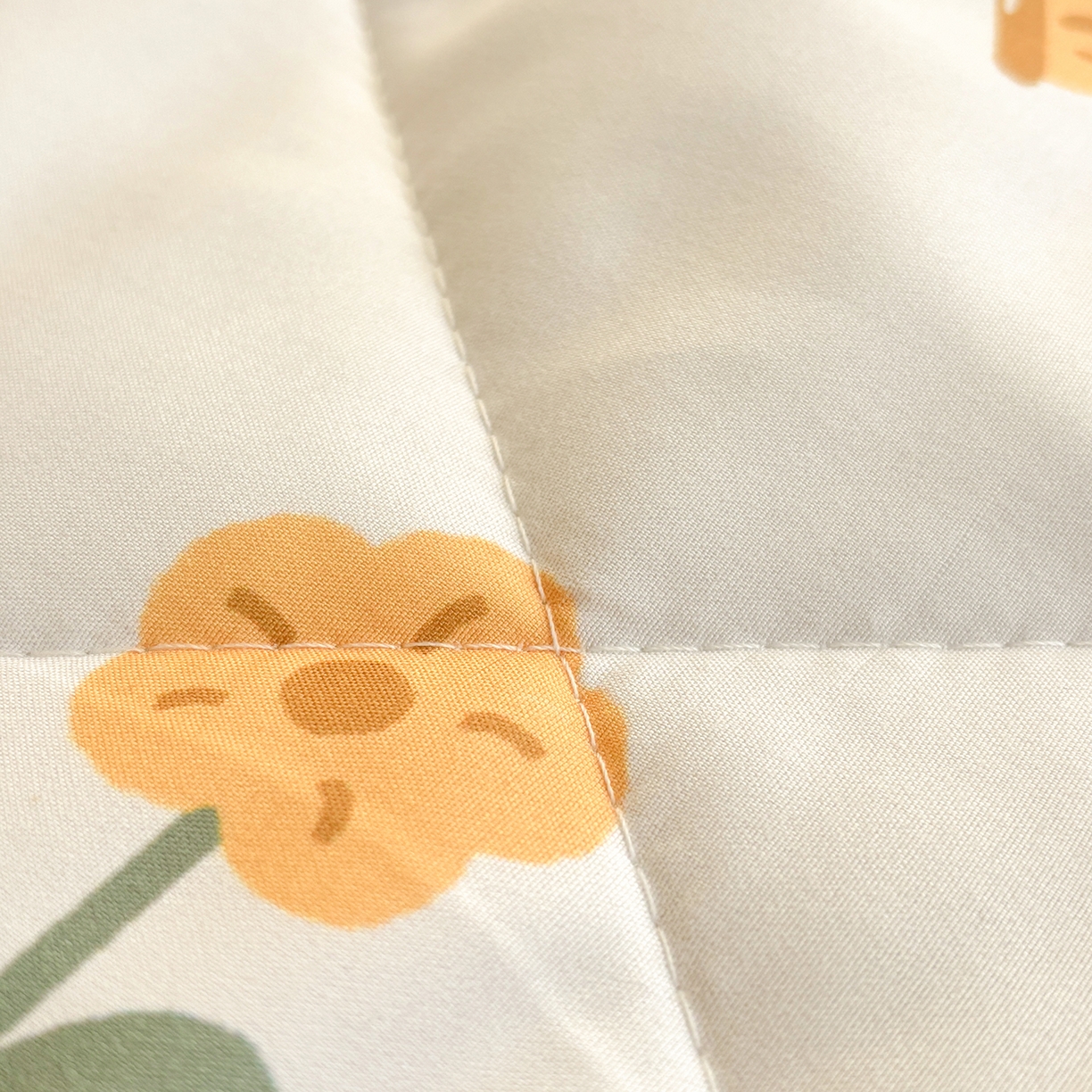 91家纺网 家纺一手货源 找家纺 恒畅 2026新款水洗小花边印花亲肤夏被夏凉被 快乐兔兔