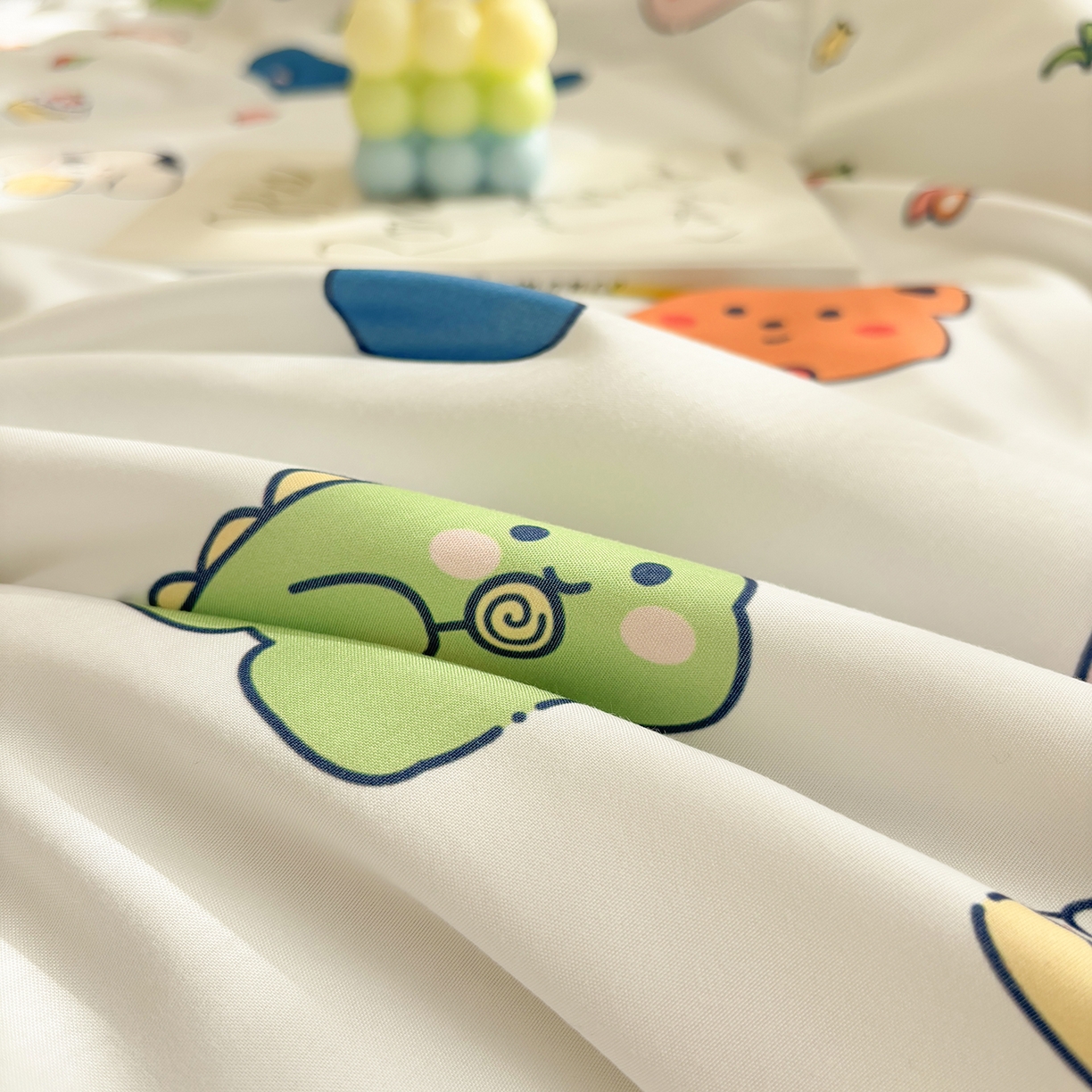 91家纺网 家纺一手货源 找家纺 恒畅 2026新款水洗小花边印花亲肤夏被夏凉被 蓝色世界