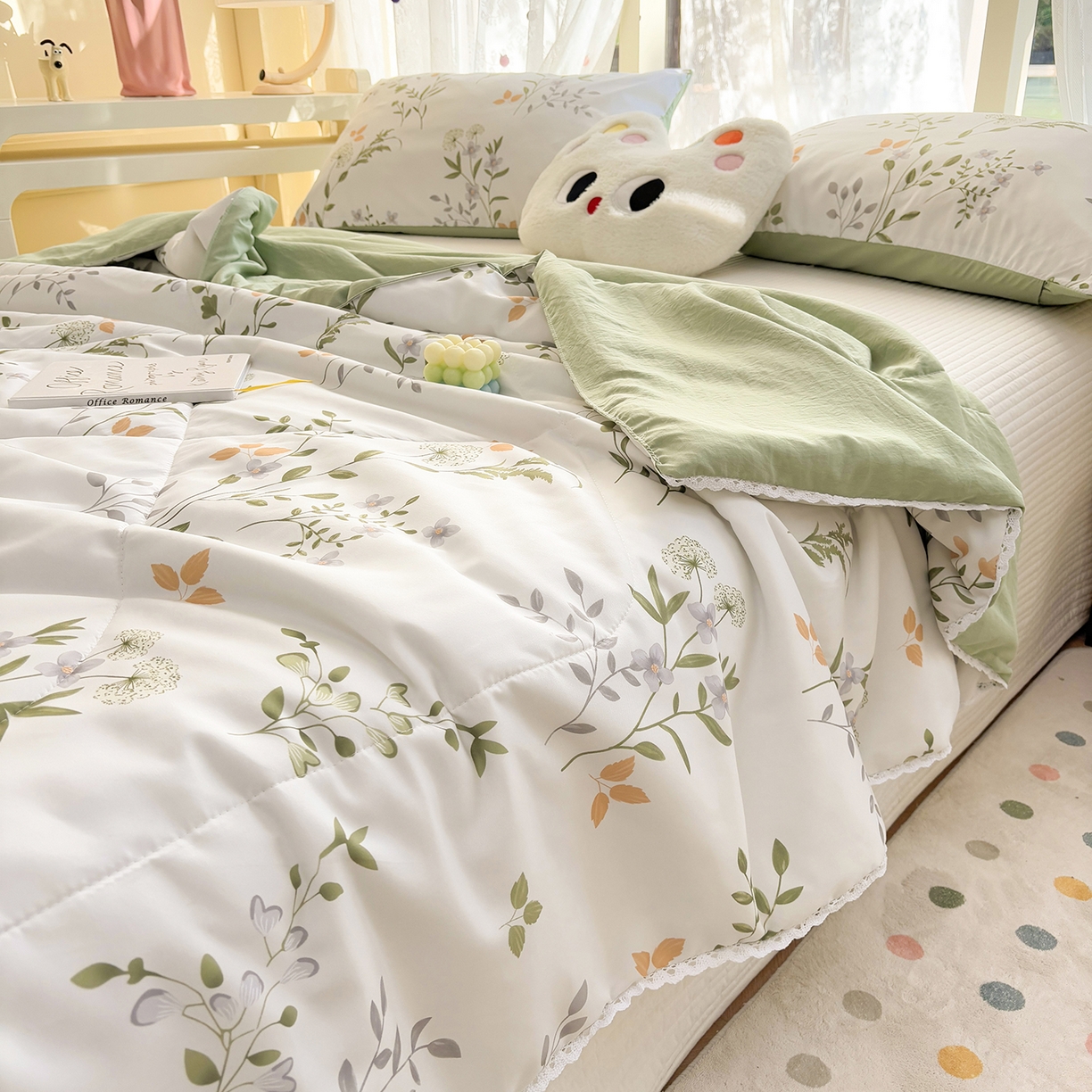 91家纺网 家纺一手货源 找家纺 恒畅 2026新款水洗小花边印花亲肤夏被夏凉被 绿叶仙踪