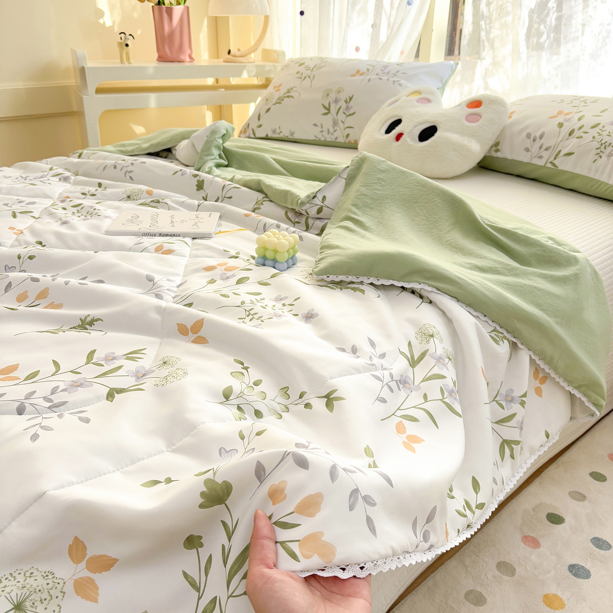 91家纺网 家纺一手货源 找家纺 恒畅 2026新款水洗小花边印花亲肤夏被夏凉被 绿叶仙踪