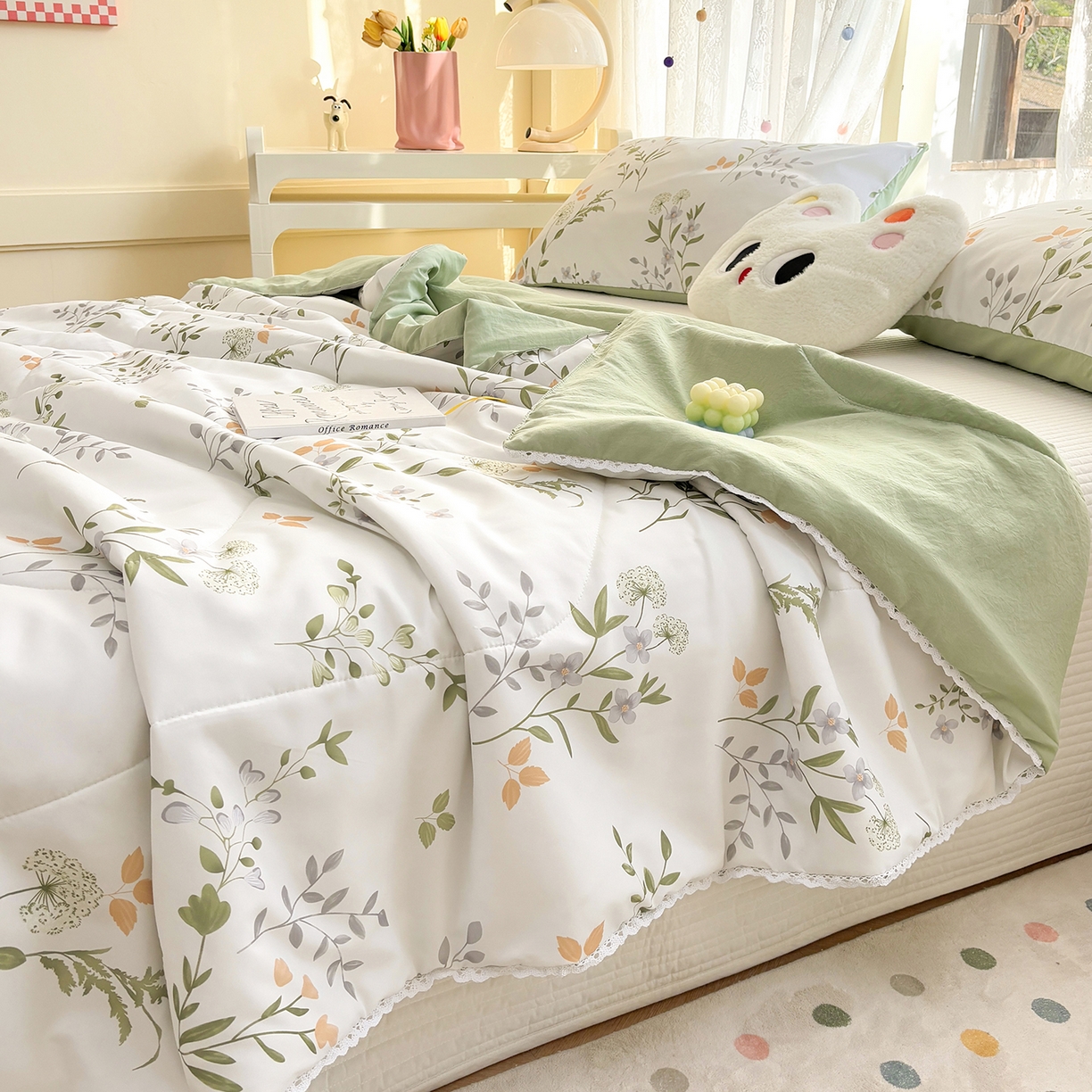 91家纺网 家纺一手货源 找家纺 恒畅 2026新款水洗小花边印花亲肤夏被夏凉被 绿叶仙踪