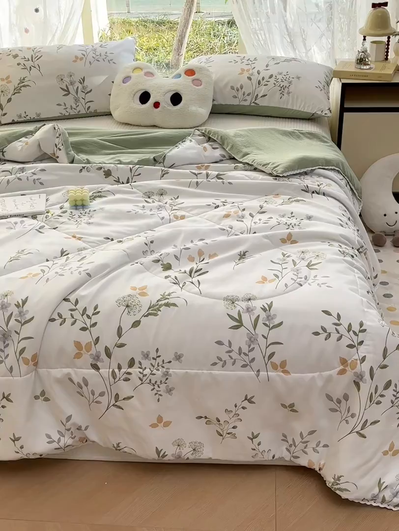 91家纺网 家纺一手货源 找家纺 恒畅 2026新款水洗小花边印花亲肤夏被夏凉被 绿叶仙踪