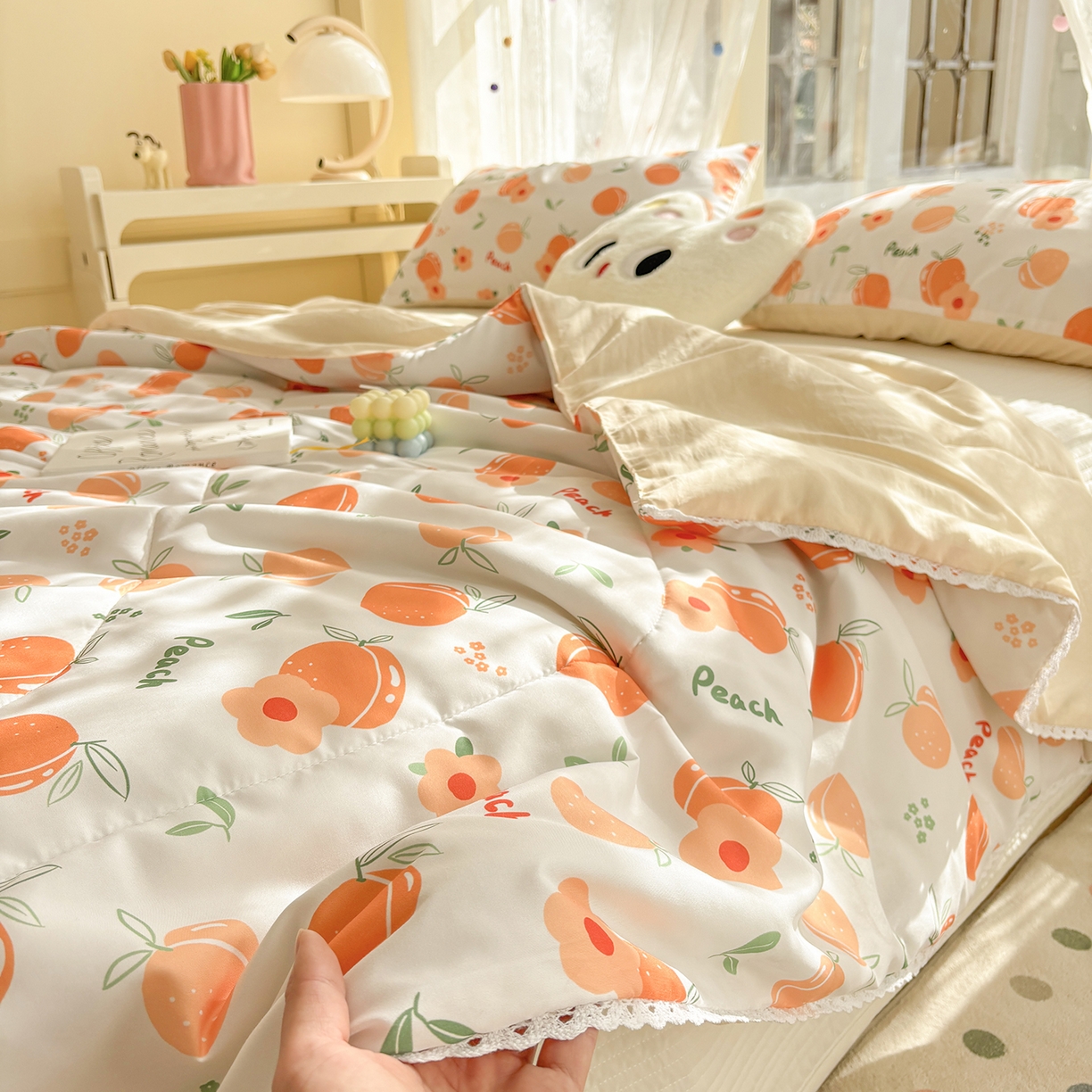 91家纺网 家纺一手货源 找家纺 恒畅 2026新款水洗小花边印花亲肤夏被夏凉被 桃气橙橙