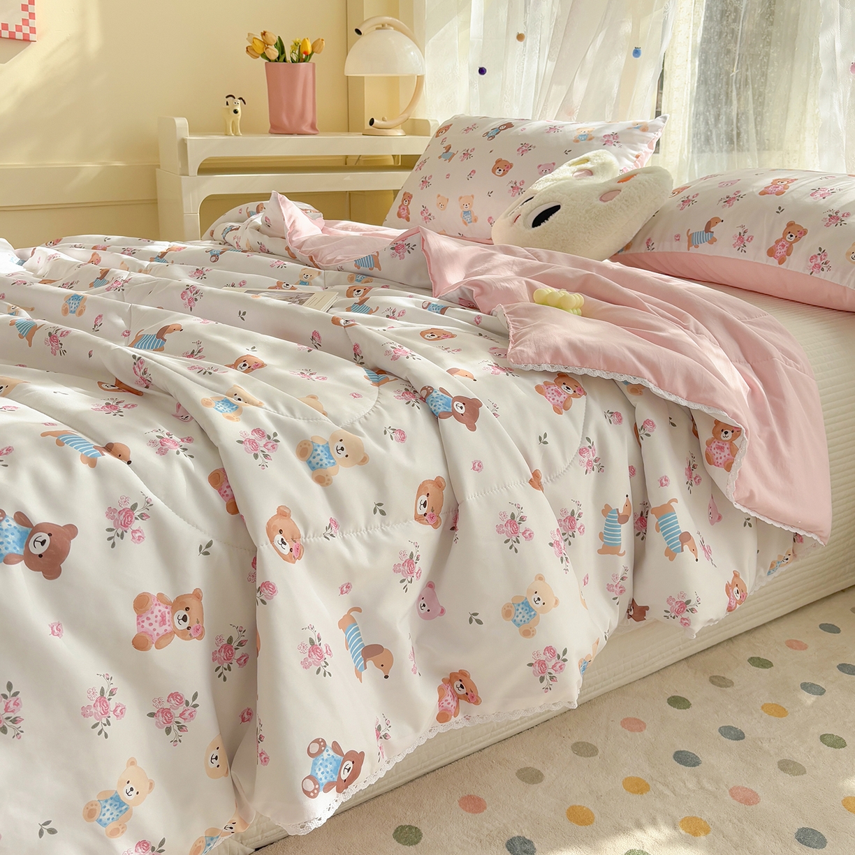 91家纺网 家纺一手货源 找家纺 恒畅 2026新款水洗小花边印花亲肤夏被夏凉被 围裙小熊