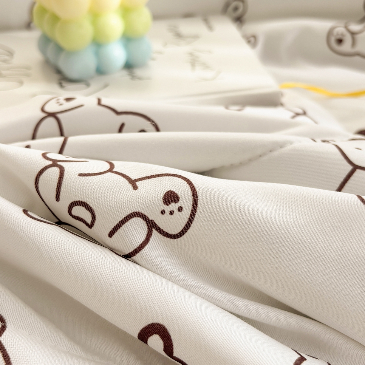 91家纺网 家纺一手货源 找家纺 恒畅 2026新款水洗小花边印花亲肤夏被夏凉被 小熊院长