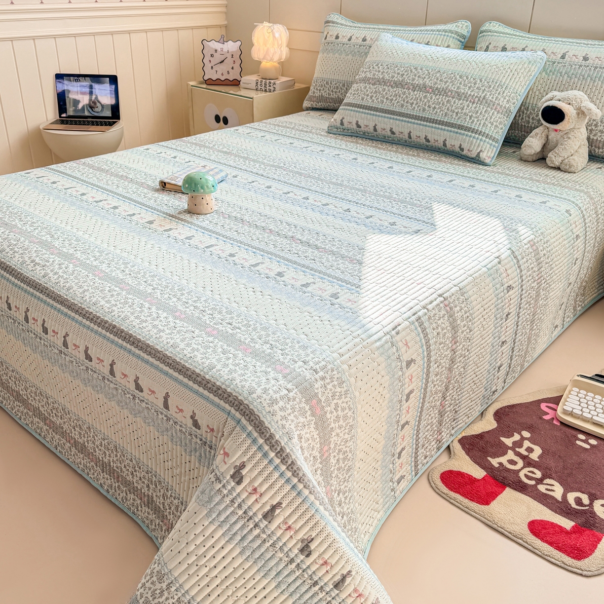 91家纺网 家纺一手货源 找家纺 康纳利 2026新款全棉床盖学生夹棉薄款床盖床垫三件套四季通用 波点兔