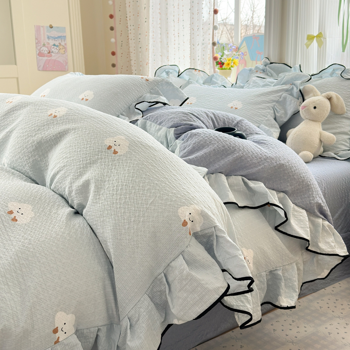 91家纺网 家纺一手货源 找家纺 （总）德比尔斯 2026新款小清新110g高品质直播热卖款A类木耳花边泡芙棉四件套