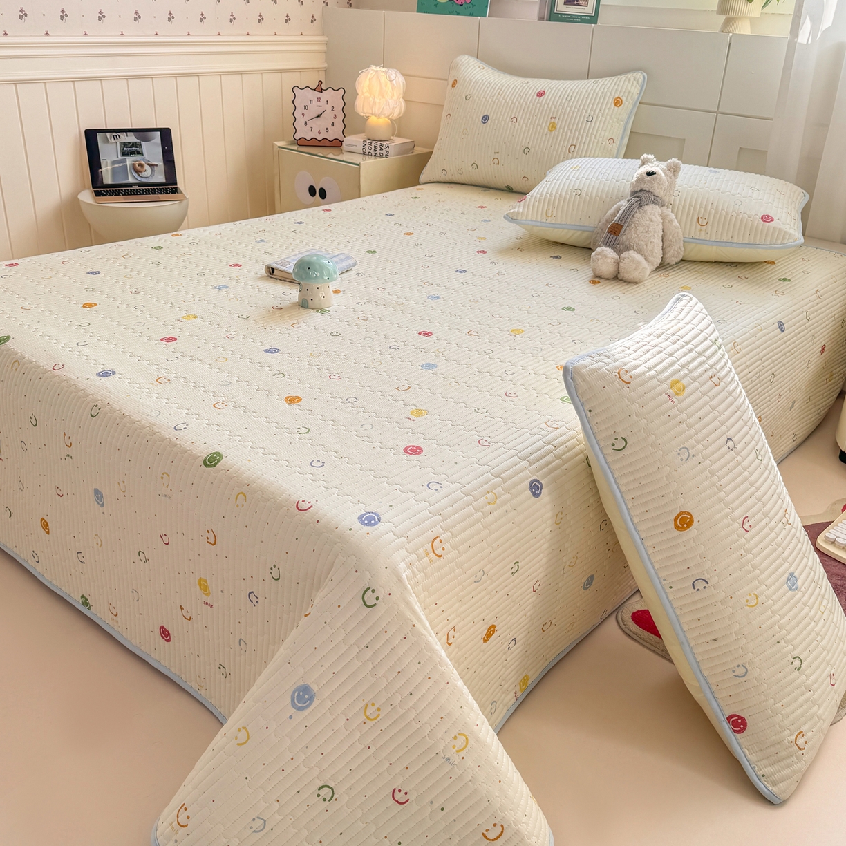 91家纺网 家纺一手货源 找家纺 康纳利 2026新款全棉床盖学生夹棉薄款床盖床垫三件套四季通用 彩色波点