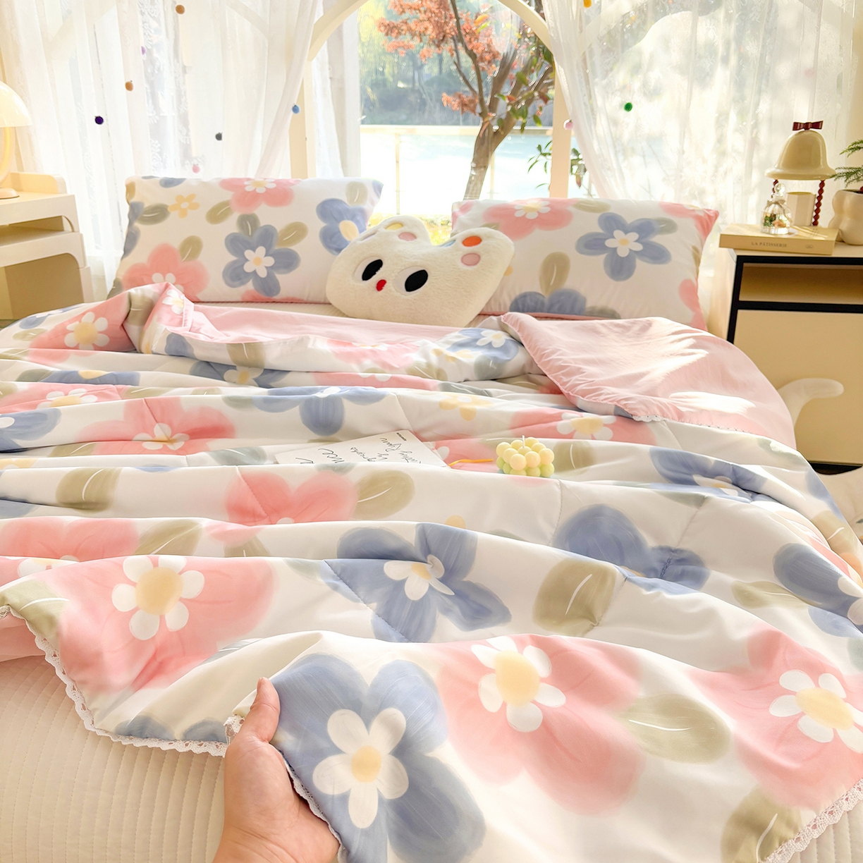 91家纺网 家纺一手货源 找家纺 恒畅 2026新款水洗小花边印花亲肤夏被夏凉被 云朵花