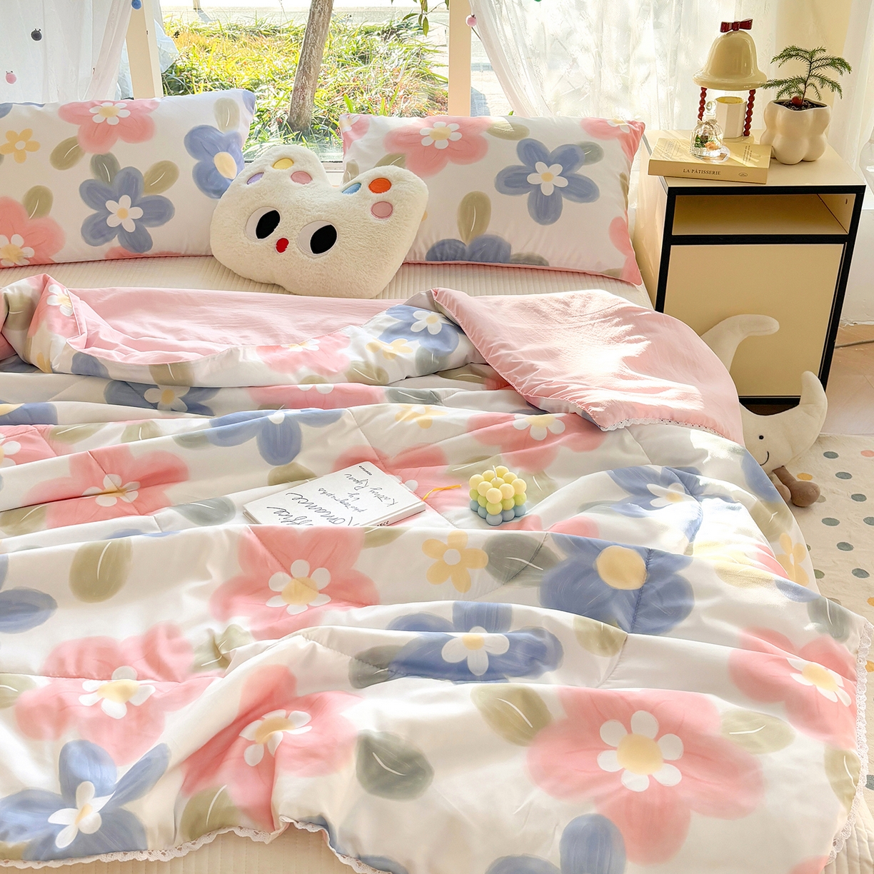 91家纺网 家纺一手货源 找家纺 恒畅 2026新款水洗小花边印花亲肤夏被夏凉被 云朵花