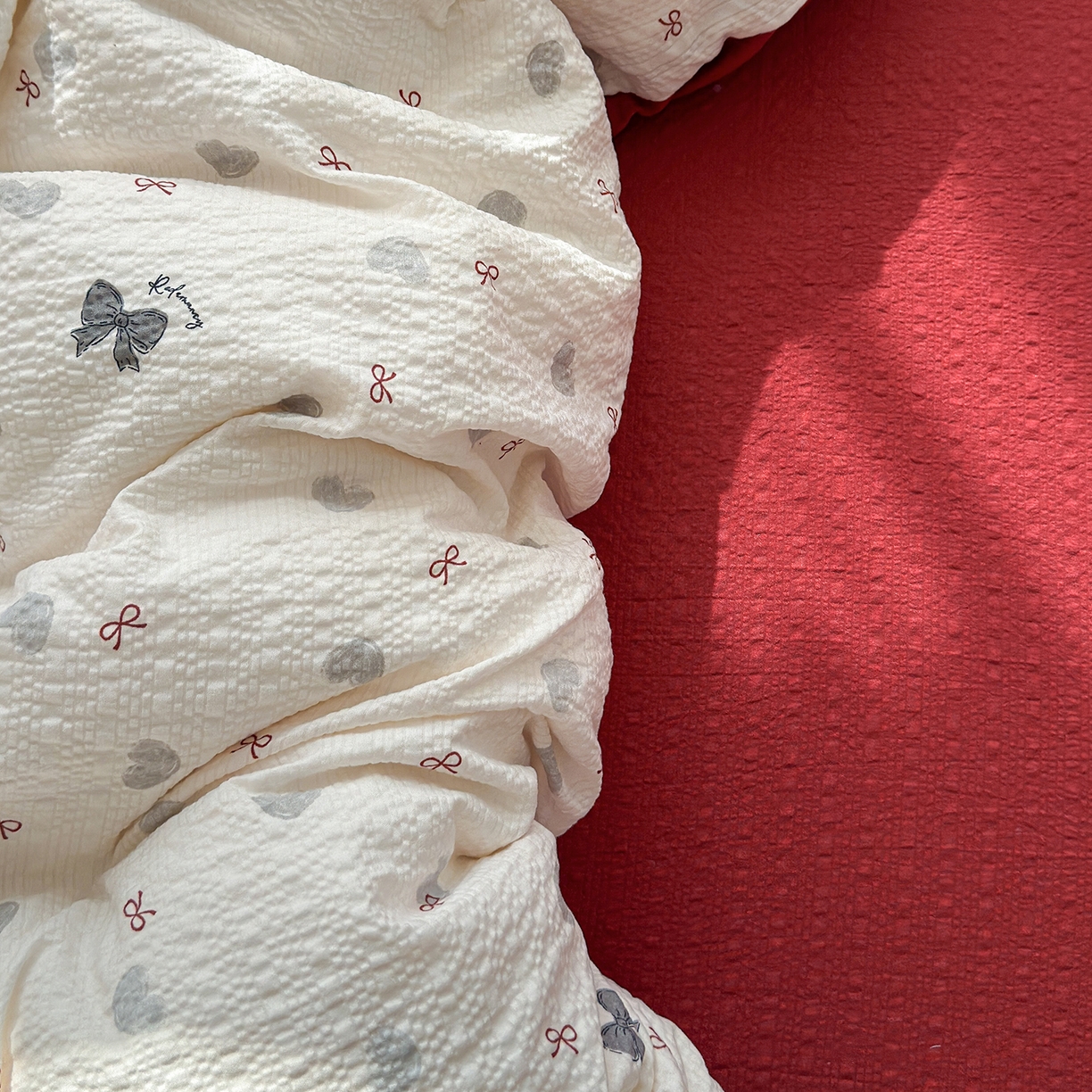 91家纺网 家纺一手货源 找家纺 铺尚美家纺 2026春夏新品高克重A类泡芙纱泡泡皱皱纱四件套 复古结美