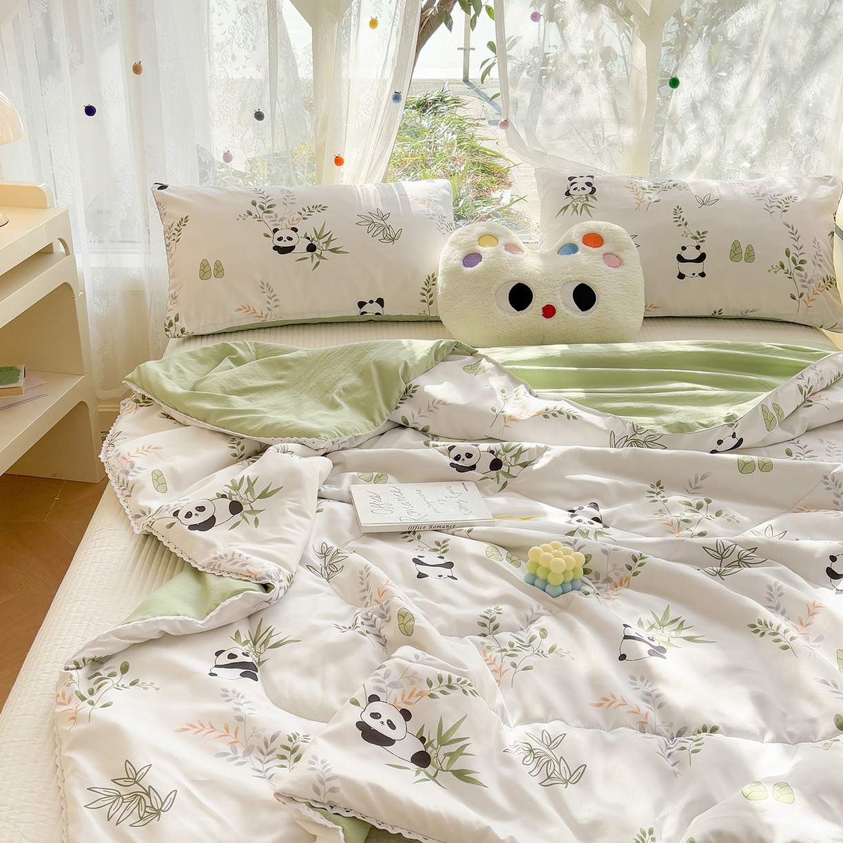 91家纺网 家纺一手货源 找家纺 恒畅 2026新款水洗小花边印花亲肤夏被夏凉被 竹子熊猫