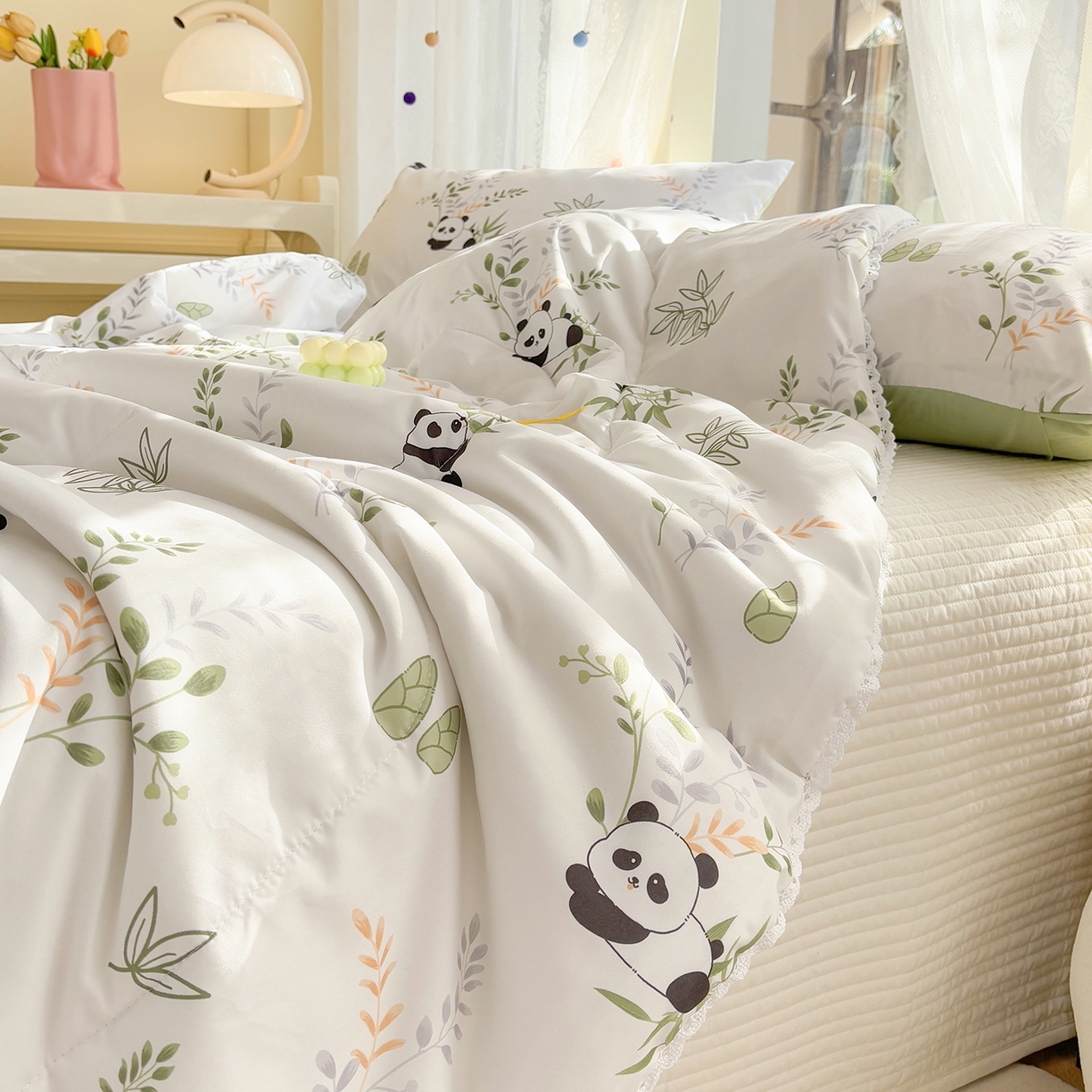 91家纺网 家纺一手货源 找家纺 恒畅 2026新款水洗小花边印花亲肤夏被夏凉被 竹子熊猫