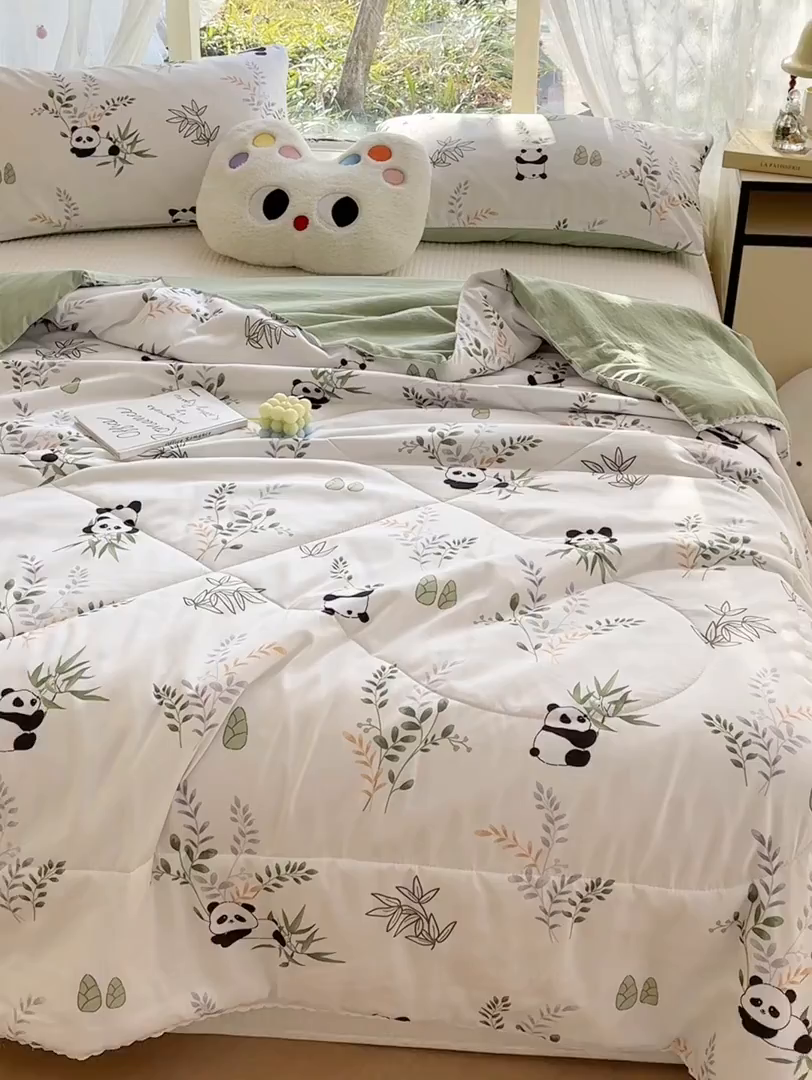 91家纺网 家纺一手货源 找家纺 恒畅 2026新款水洗小花边印花亲肤夏被夏凉被 竹子熊猫