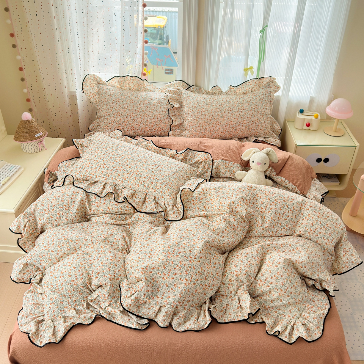 91家纺网 家纺一手货源 找家纺 德比尔斯 2026新款小清新110g高品质直播热卖款A类木耳花边泡芙棉四件套 浆果