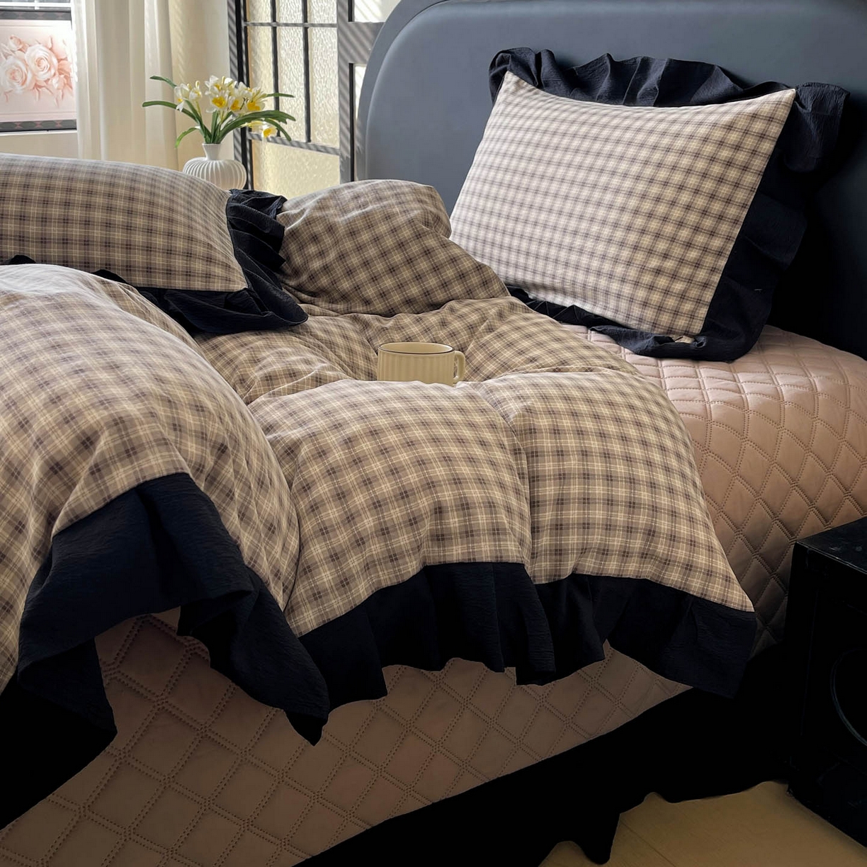 91家纺网 家纺一手货源 找家纺 麦田家纺 2026新款花边夹棉床盖四件套-西西里岛 西西里岛-咖色