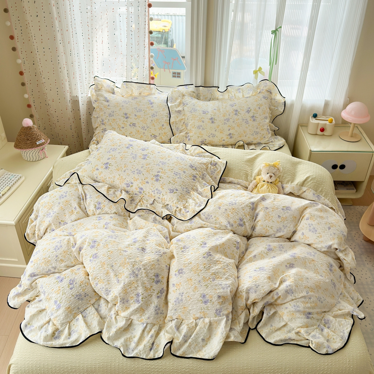 91家纺网 家纺一手货源 找家纺 德比尔斯 2026新款小清新110g高品质直播热卖款A类木耳花边泡芙棉四件套 轻蕊