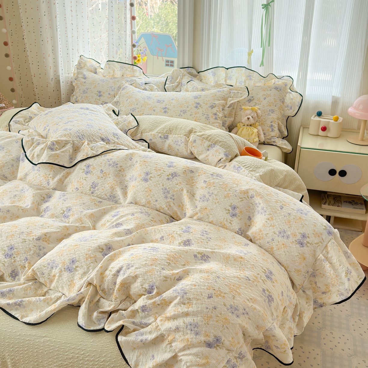 91家纺网 家纺一手货源 找家纺 德比尔斯 2026新款小清新110g高品质直播热卖款A类木耳花边泡芙棉四件套 轻蕊