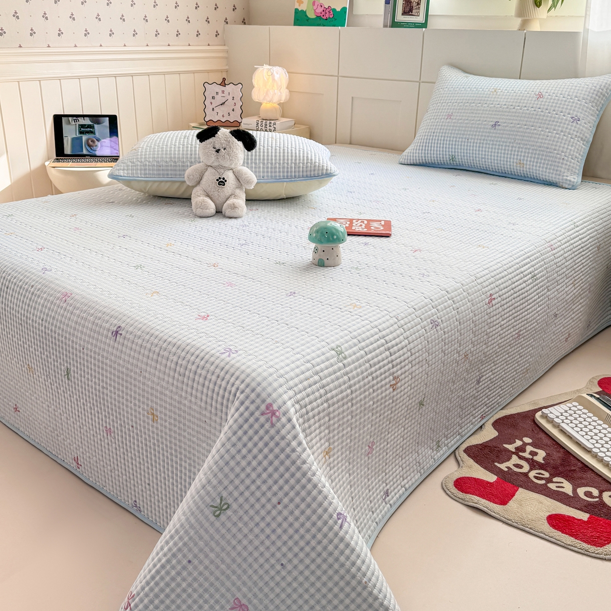 91家纺网 家纺一手货源 找家纺 康纳利 2026新款全棉床盖学生夹棉薄款床盖床垫三件套四季通用 蝴蝶结蓝