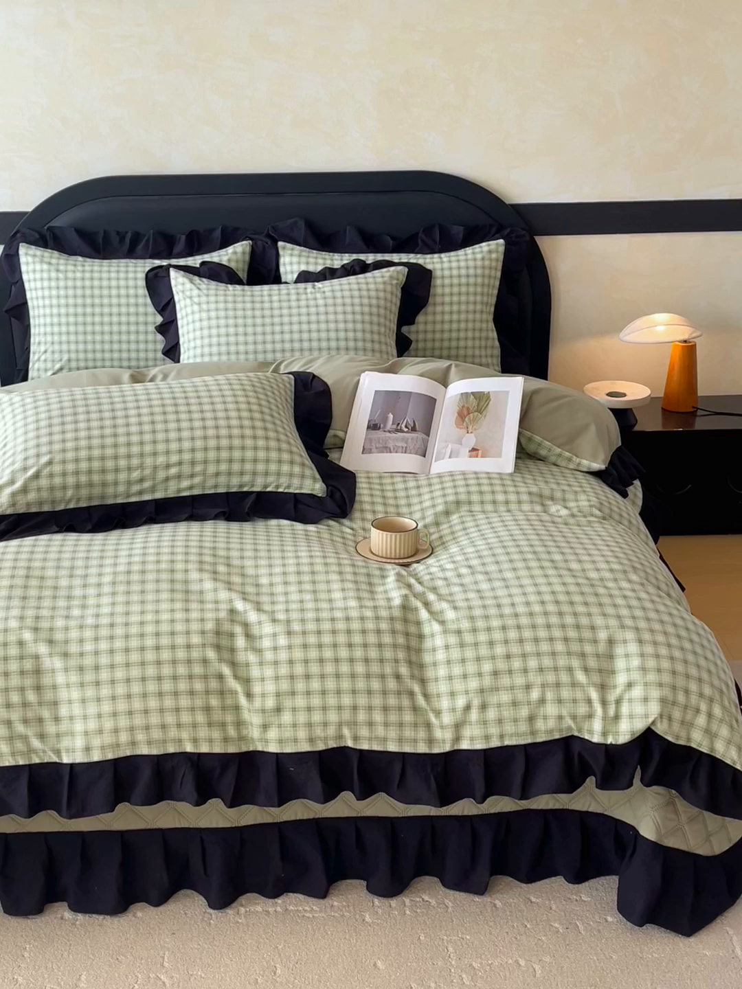 91家纺网 家纺一手货源 找家纺 麦田家纺 2026新款花边夹棉床盖四件套-西西里岛 西西里岛-藤绿