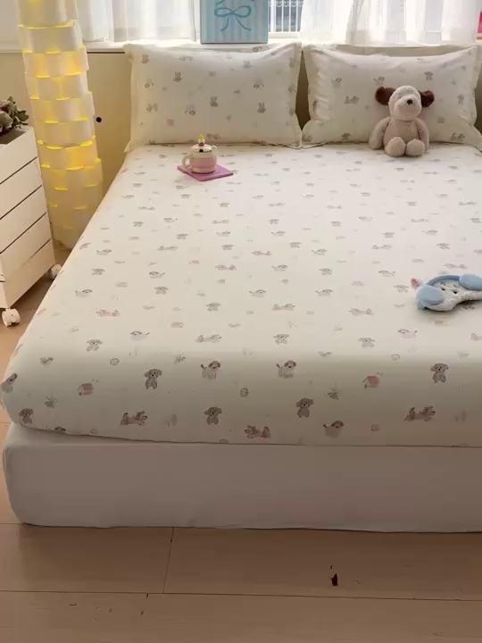 91家纺网 家纺一手货源 找家纺 卡普家居 2026新款全棉印花A版床笠 彩绘汪汪