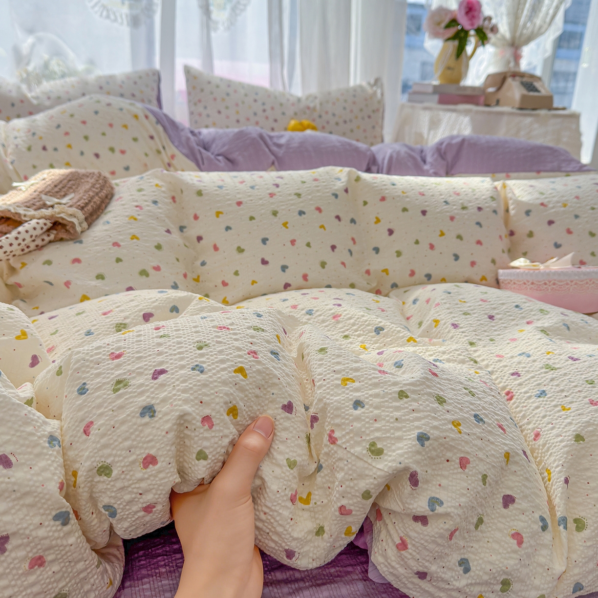 91家纺网 家纺一手货源 找家纺 铺尚美家纺 2026春夏新品高克重A类泡芙纱泡泡皱皱纱四件套 爱心点点