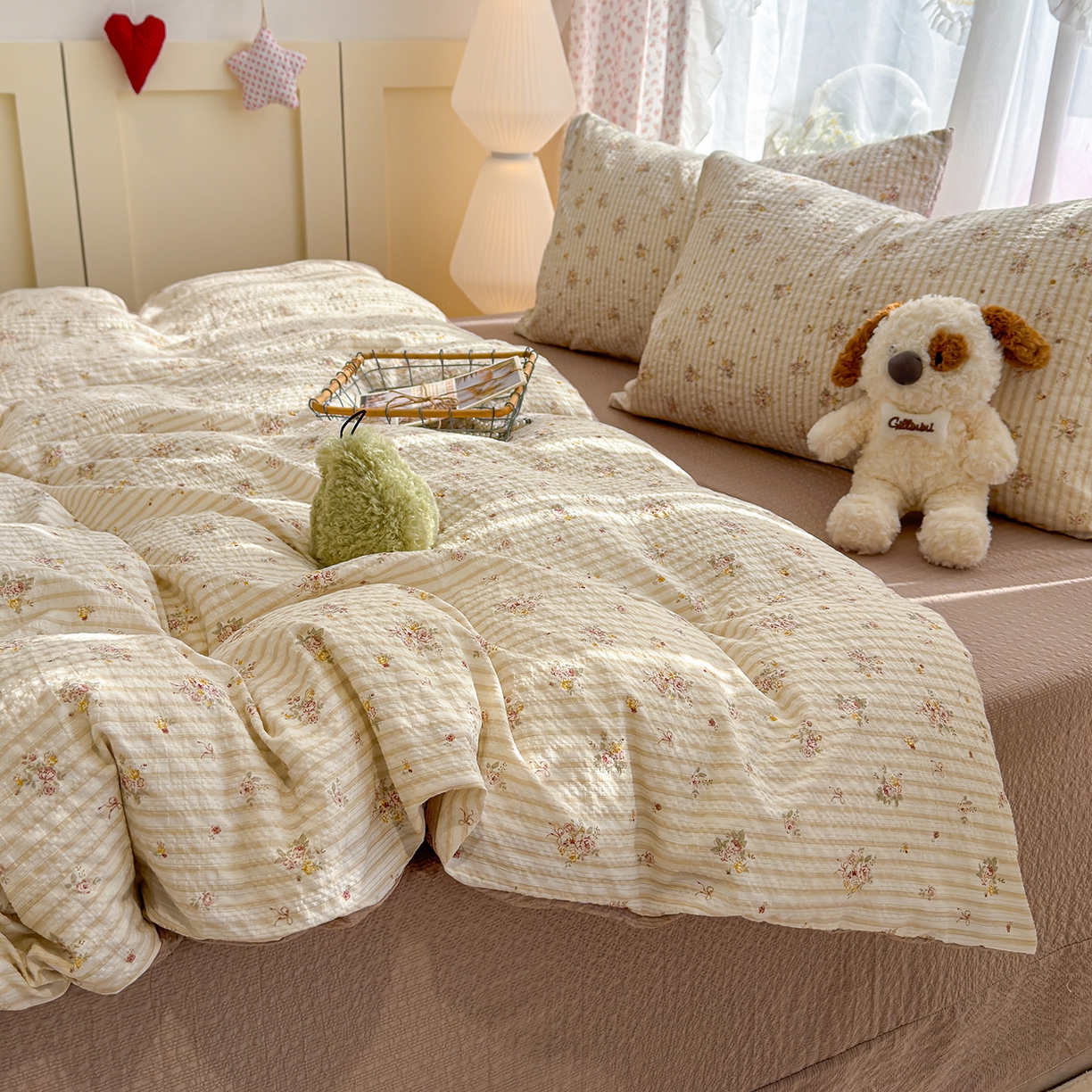 91家纺网 家纺一手货源 找家纺 铺尚美家纺 2026春夏新品高克重A类泡芙纱泡泡皱皱纱四件套 浅唱花语