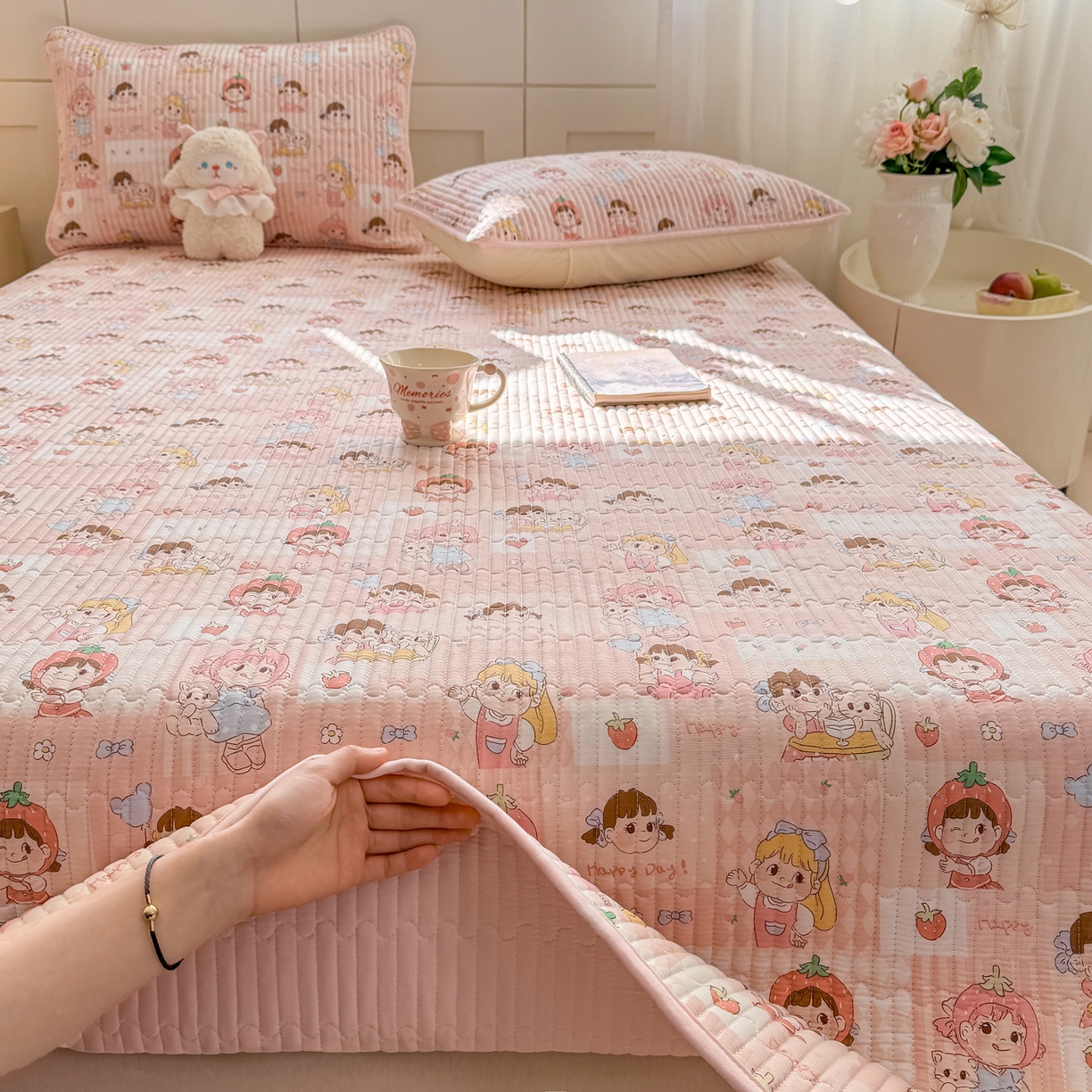 91家纺网 家纺一手货源 找家纺 康纳利 2026新款全棉床盖学生夹棉薄款床盖床垫三件套四季通用 欢乐伙伴