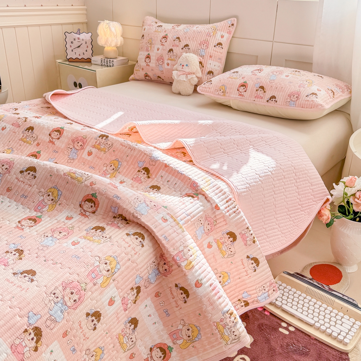 91家纺网 家纺一手货源 找家纺 康纳利 2026新款全棉床盖学生夹棉薄款床盖床垫三件套四季通用 欢乐伙伴