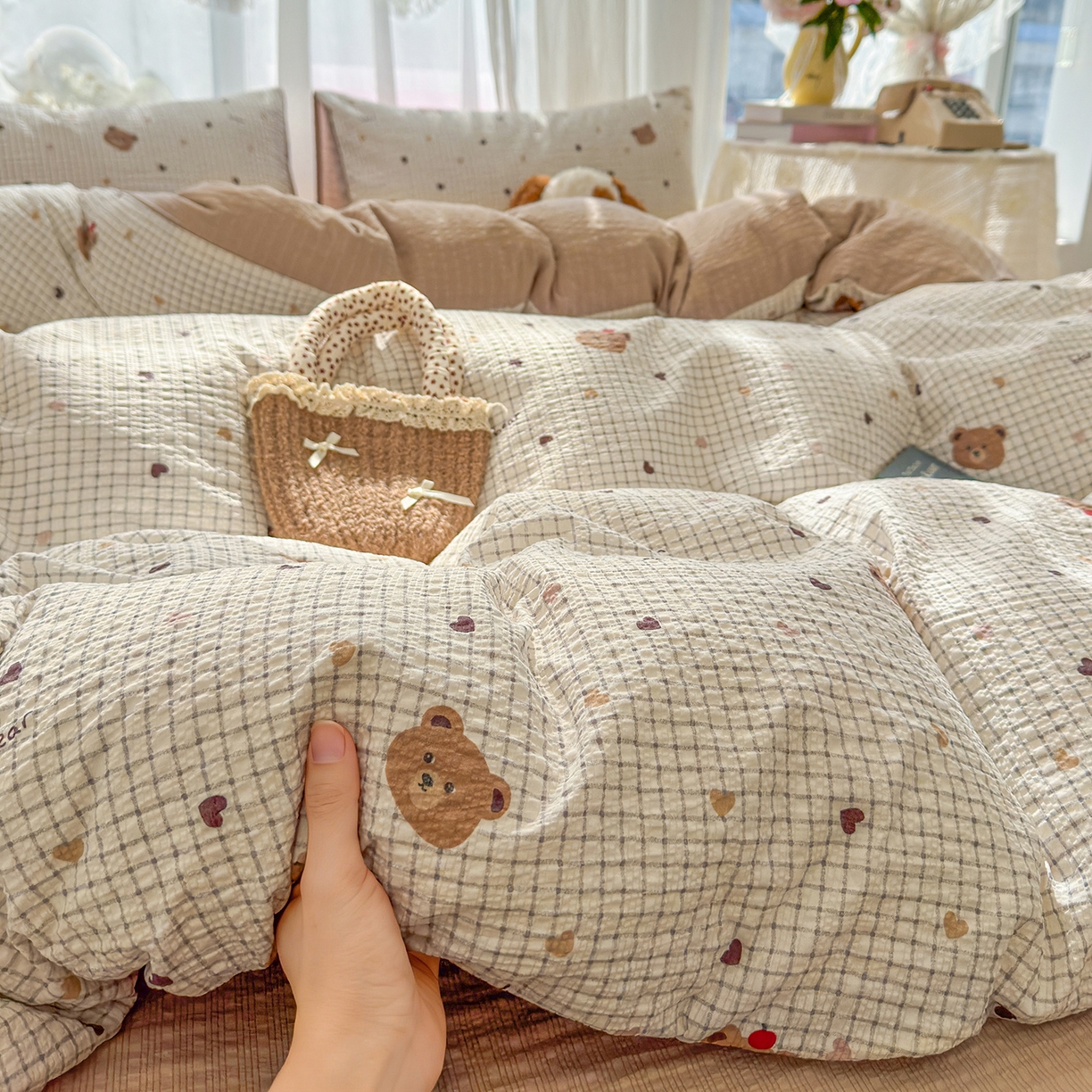 91家纺网 家纺一手货源 找家纺 铺尚美家纺 2026春夏新品高克重A类泡芙纱泡泡皱皱纱四件套 爱心小熊