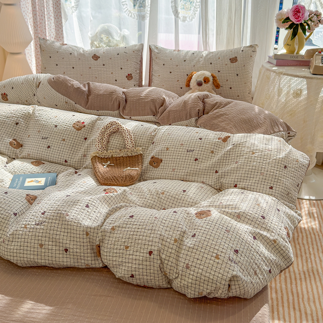 91家纺网 家纺一手货源 找家纺 铺尚美家纺 2026春夏新品高克重A类泡芙纱泡泡皱皱纱四件套 爱心小熊